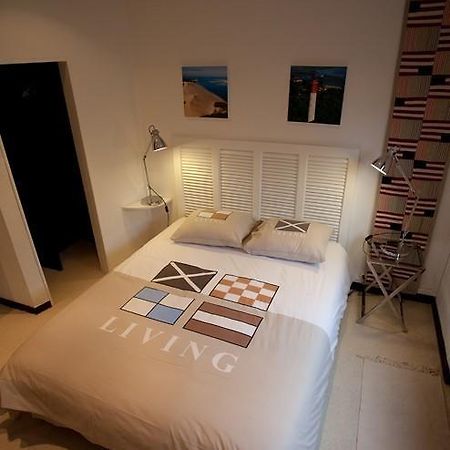 Le Comptoir Des Sables Bed & Breakfast Biscarrosse-Plage Phòng bức ảnh